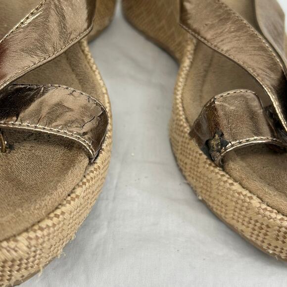 VTG y2k Women's Gold MUDD Painter Strappy Platform Slip On Thong Sandals Sz 9M - Picture 4 of 9